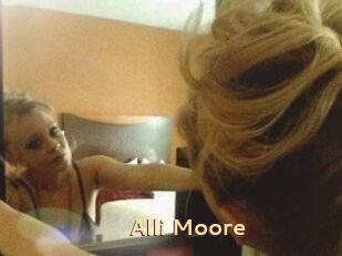 Alli_Moore