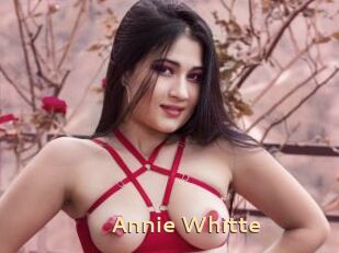 Annie_Whitte
