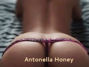 Antonella_Honey