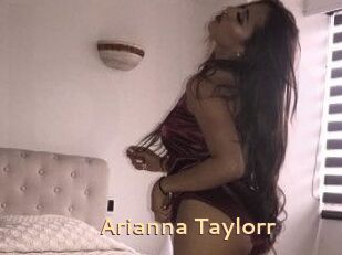 Arianna_Taylorr