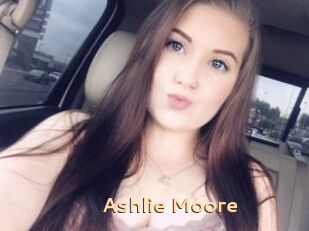 Ashlie_Moore