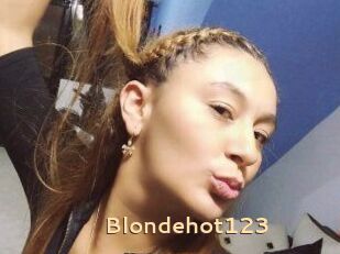 Blondehot123
