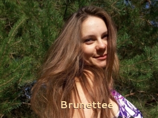 Brunettee