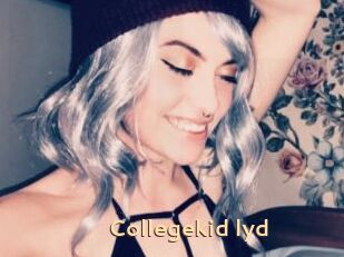 Collegekid_lyd