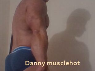 Danny_musclehot