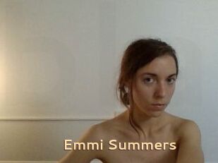 Emmi_Summers