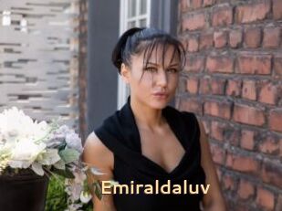 Emiraldaluv