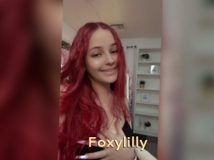 Foxylilly