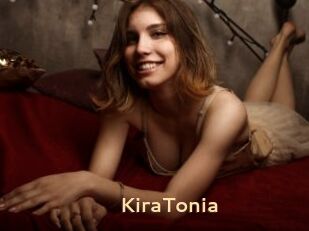 KiraTonia