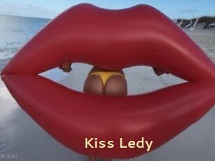 Kiss_Ledy