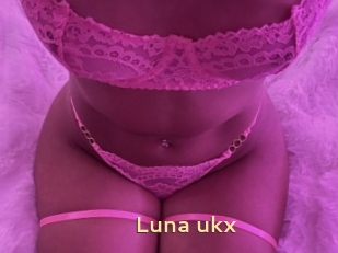 Luna_ukx