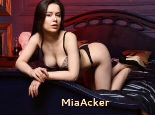 MiaAcker