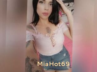 MiaHot69