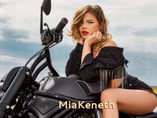 MiaKeneth