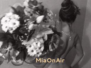 MiaOnAir