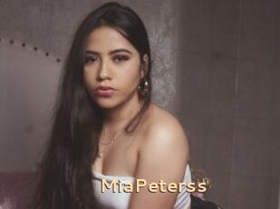 MiaPeterss