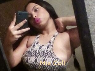 Mia_Coll