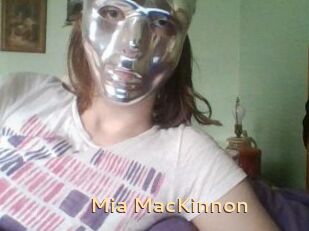Mia_MacKinnon