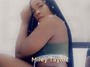 Miley_Taylor