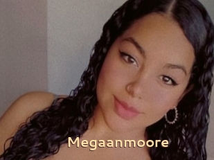 Megaanmoore