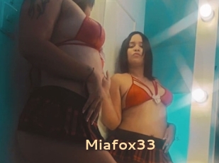 Miafox33