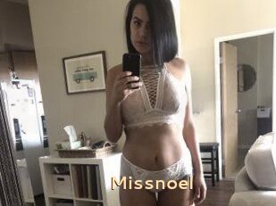 Miss_noel