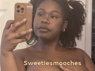 Sweetiesmooches