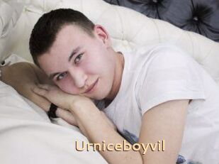 Urniceboyvil