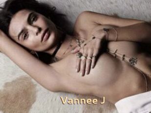 Vannee_J