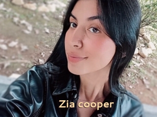 Zia_cooper
